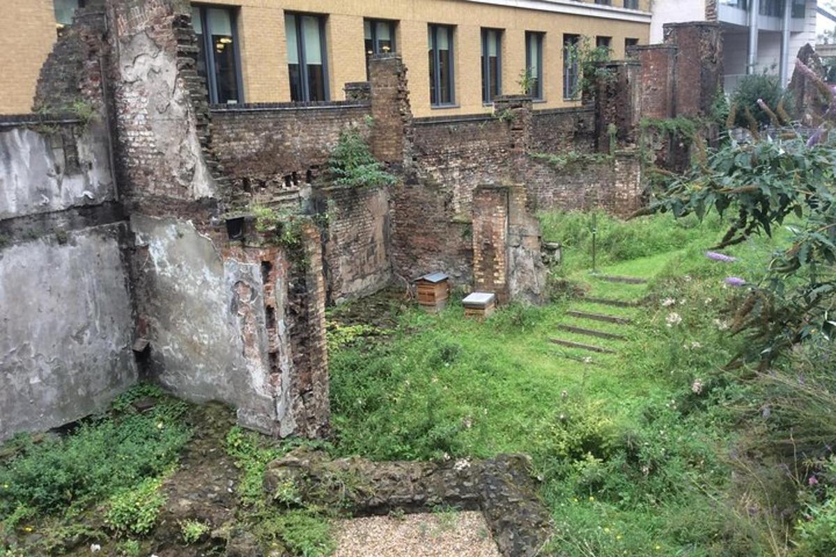 Secret Gardens of the City of London Private Tour