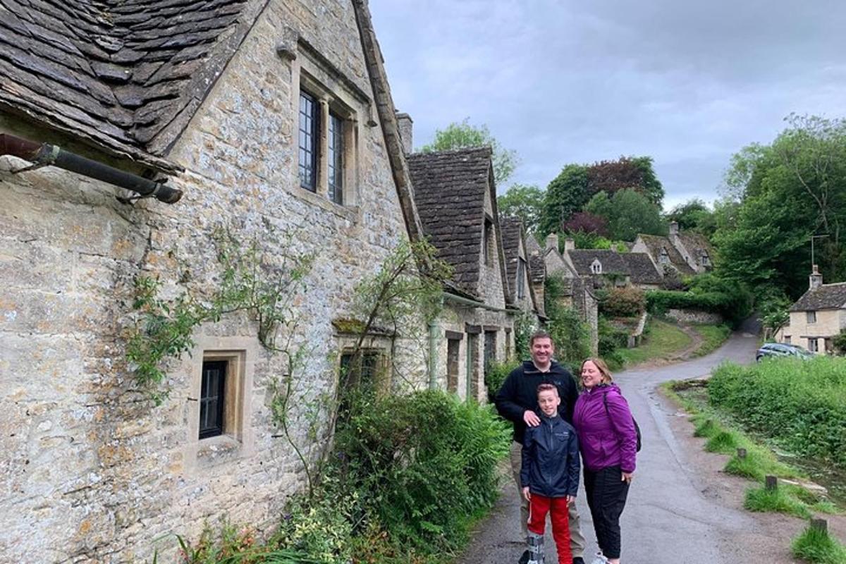 Private Guided tour to the Cotswolds & Oxford or Blenheim Palace
