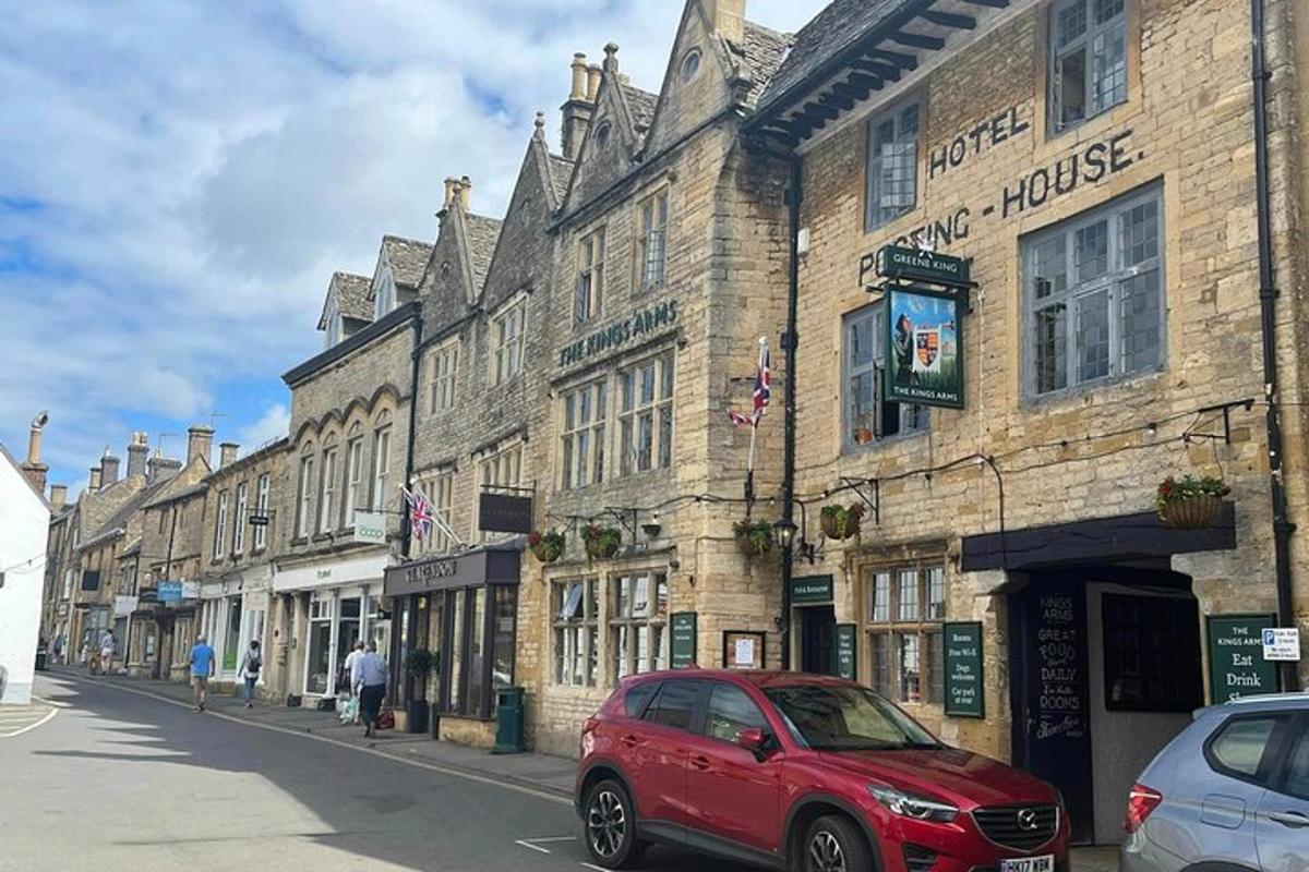 Private Full Day Cotswolds Tour From London