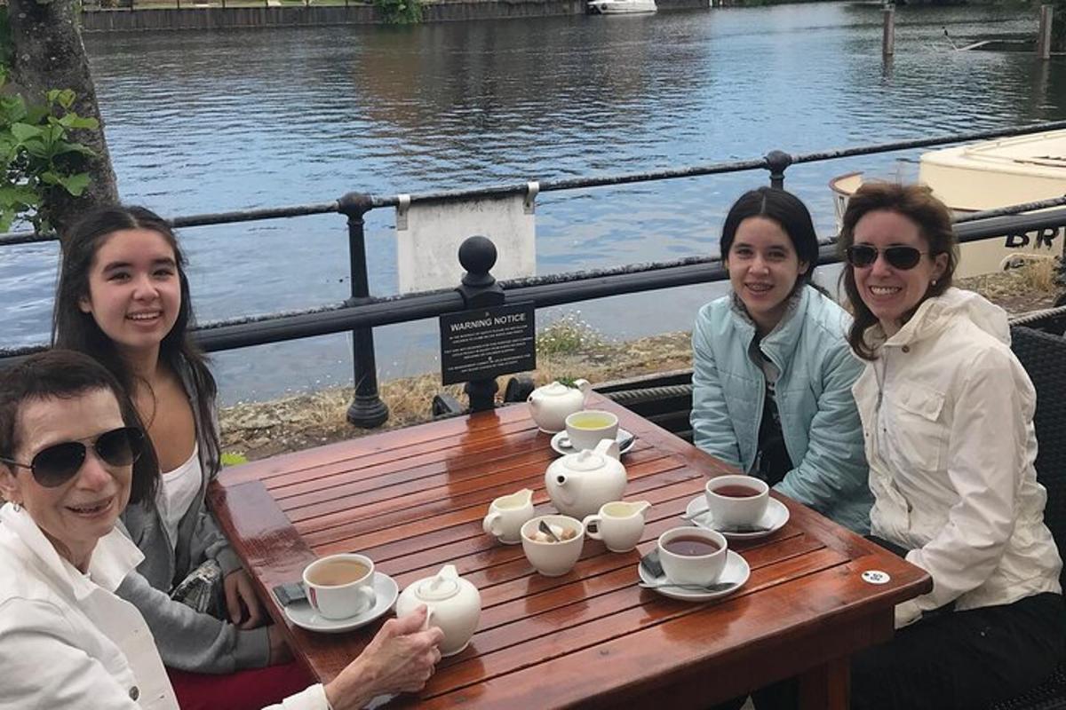 Private half day Guided Tour of Windsor Castle PLUS and History