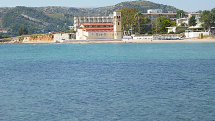 7 nights Greece bed and breakfast (Club Hotel Casino Loutraki) flights included