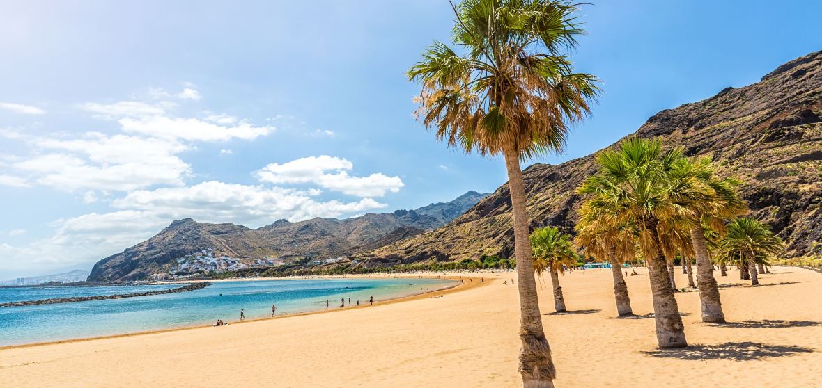 2 nights Spain bed and breakfast (Gran Oasis Resort) flights included