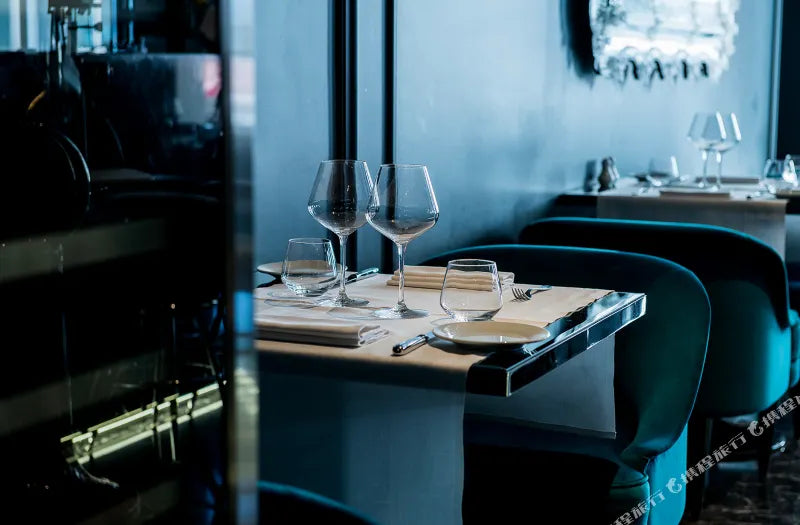 7 nights France bed and breakfast (Boscolo Lyon Hotel & Spa) flights included