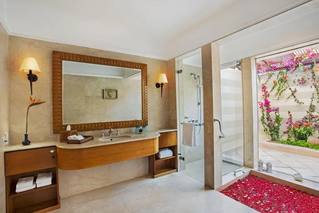 7 nights Hurghada all inclusive( The Oberoi Beach Resort)flights included