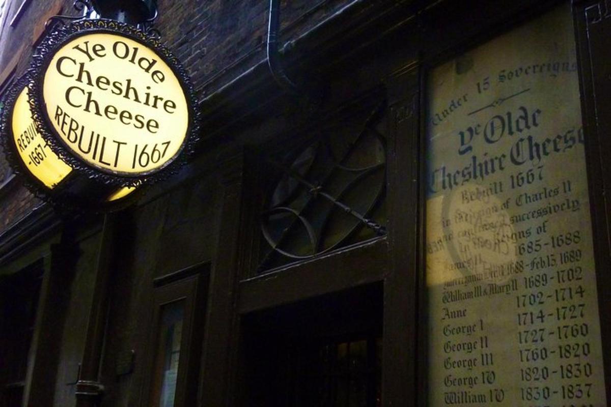 London Pubs Walking Tour