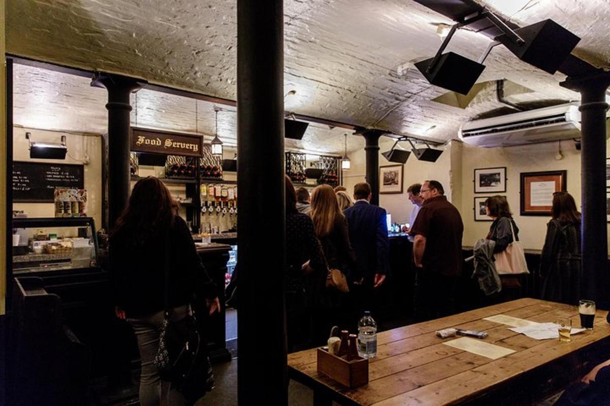 London Pubs Walking Tour