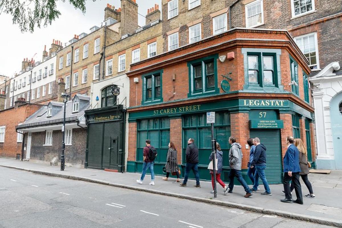 London Pubs Walking Tour