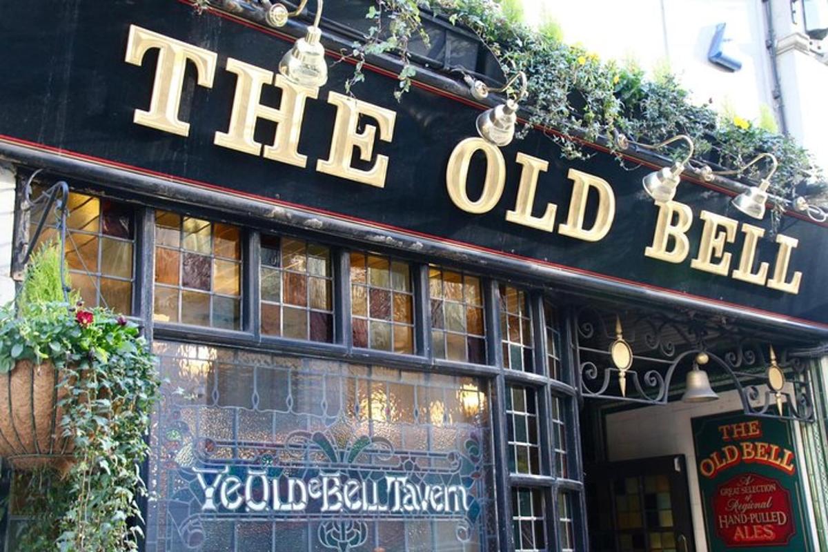 London Pubs Walking Tour