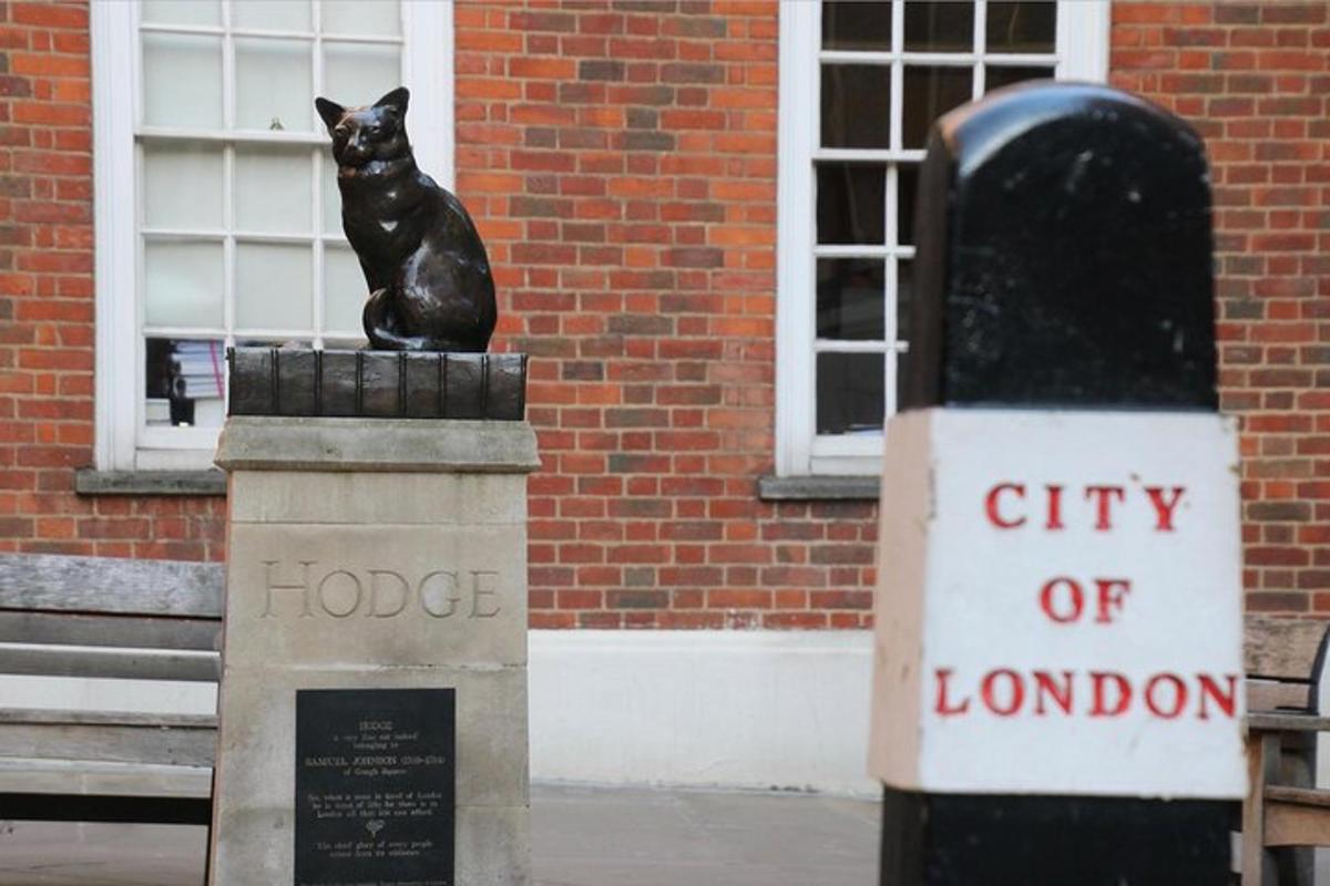 London Pubs Walking Tour