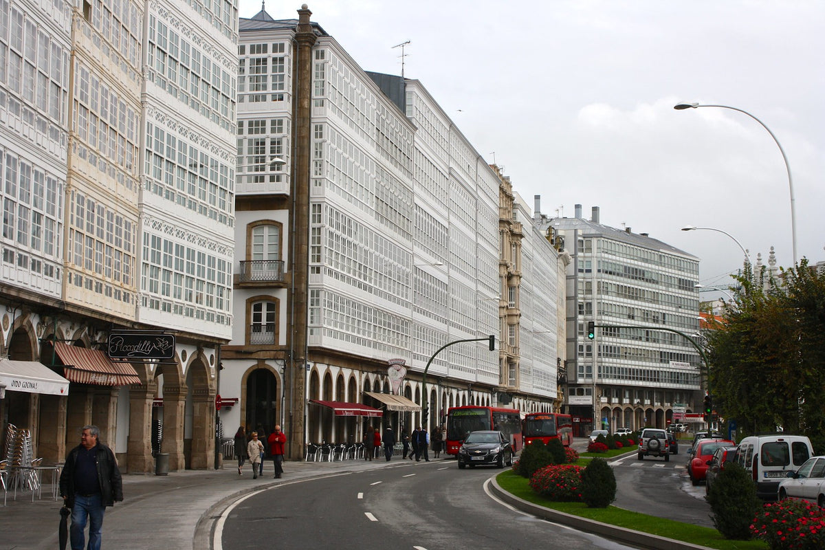 2 nights Spain (Valencia Ferrol) flights included ( room only )