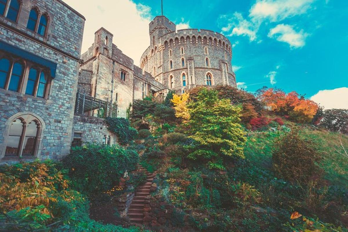 Private Tour to Stonehenge and Windsor Castle