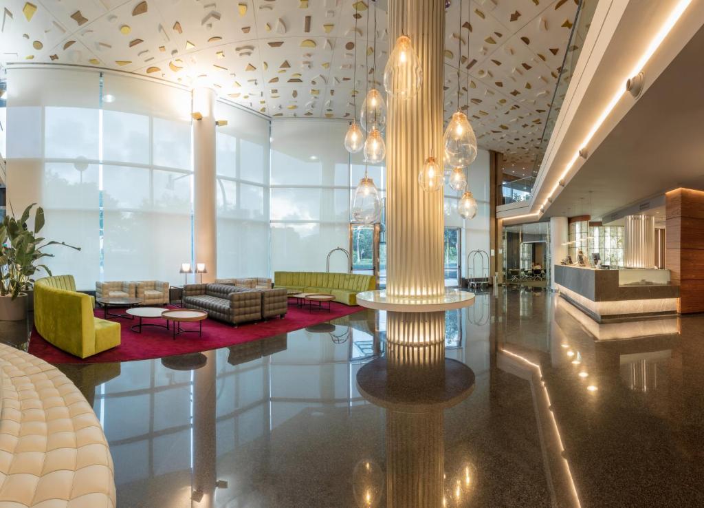 2 nights Spain (SH Valencia Palace Hotel) flights included ( room only)