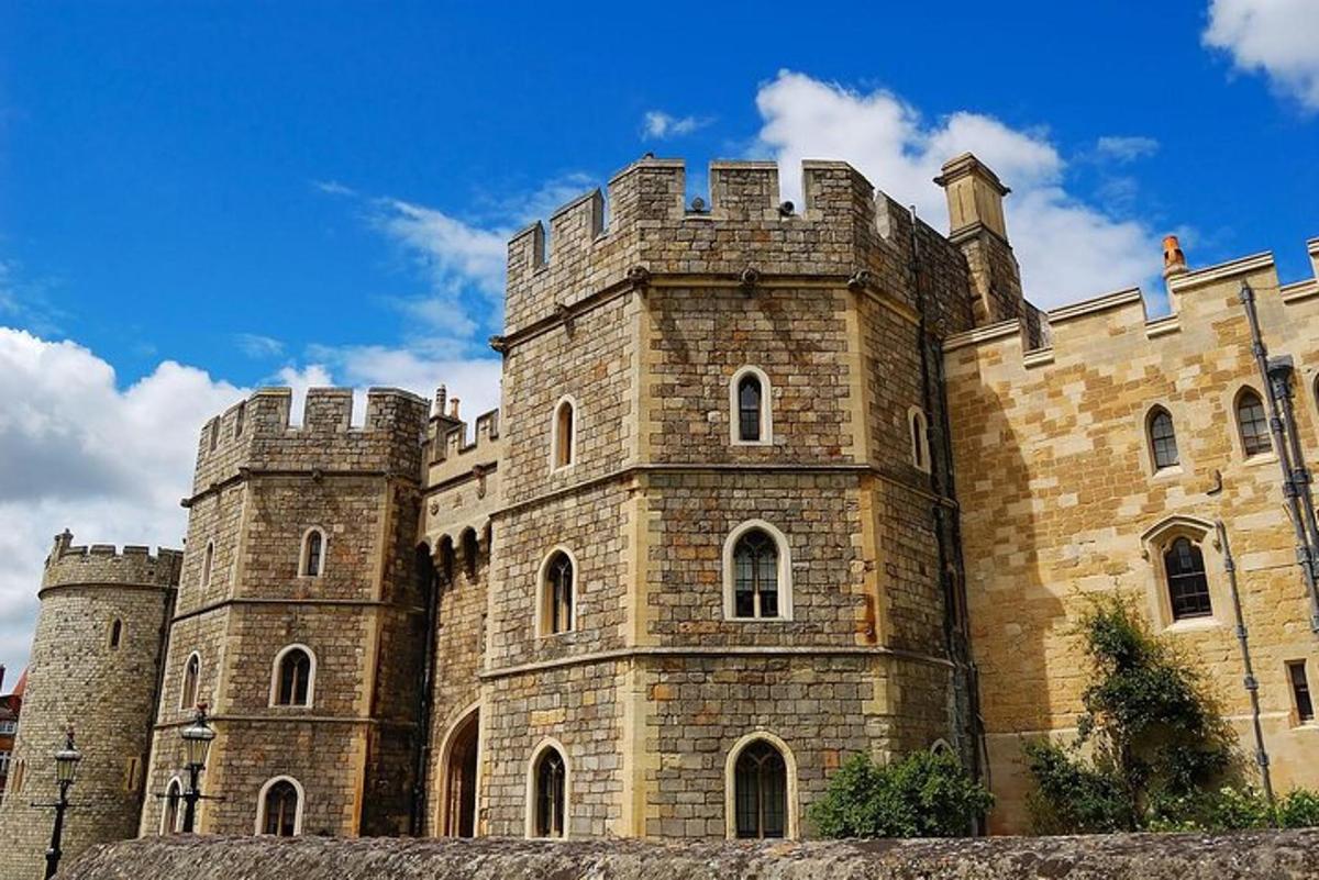 Windsor Castle Tour with Lunch