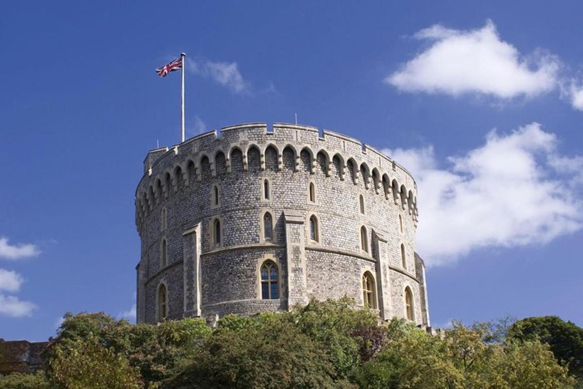 Windsor Castle Tour with Lunch