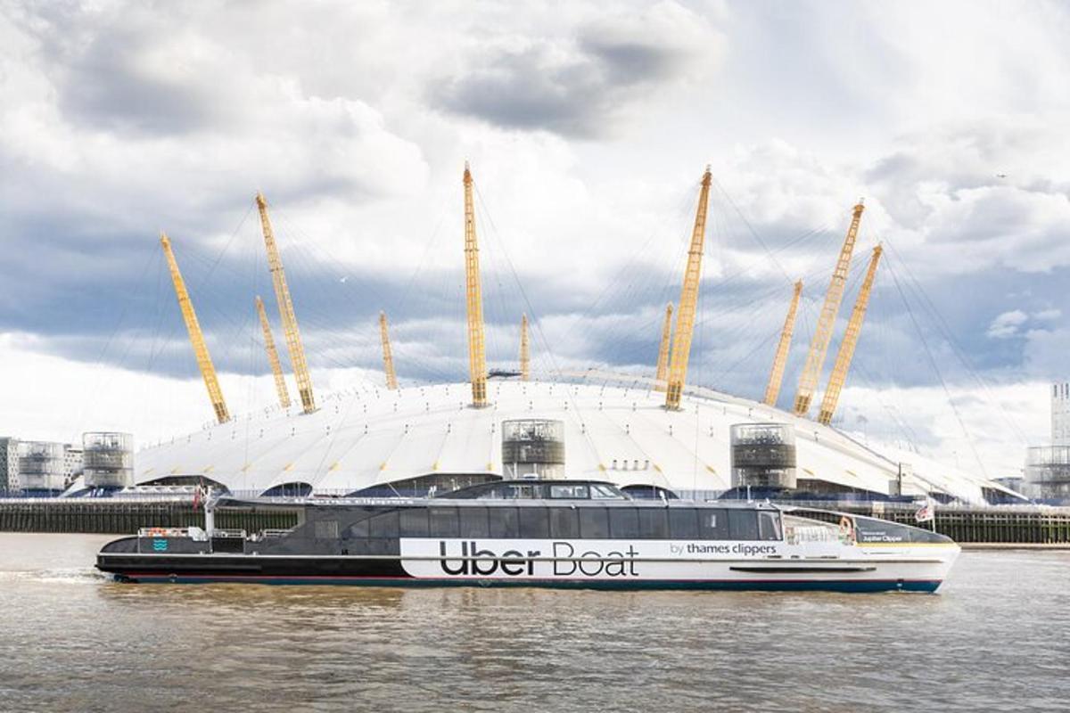 Emirates Airline Cable Car and Uber Boat by Thames Clippers