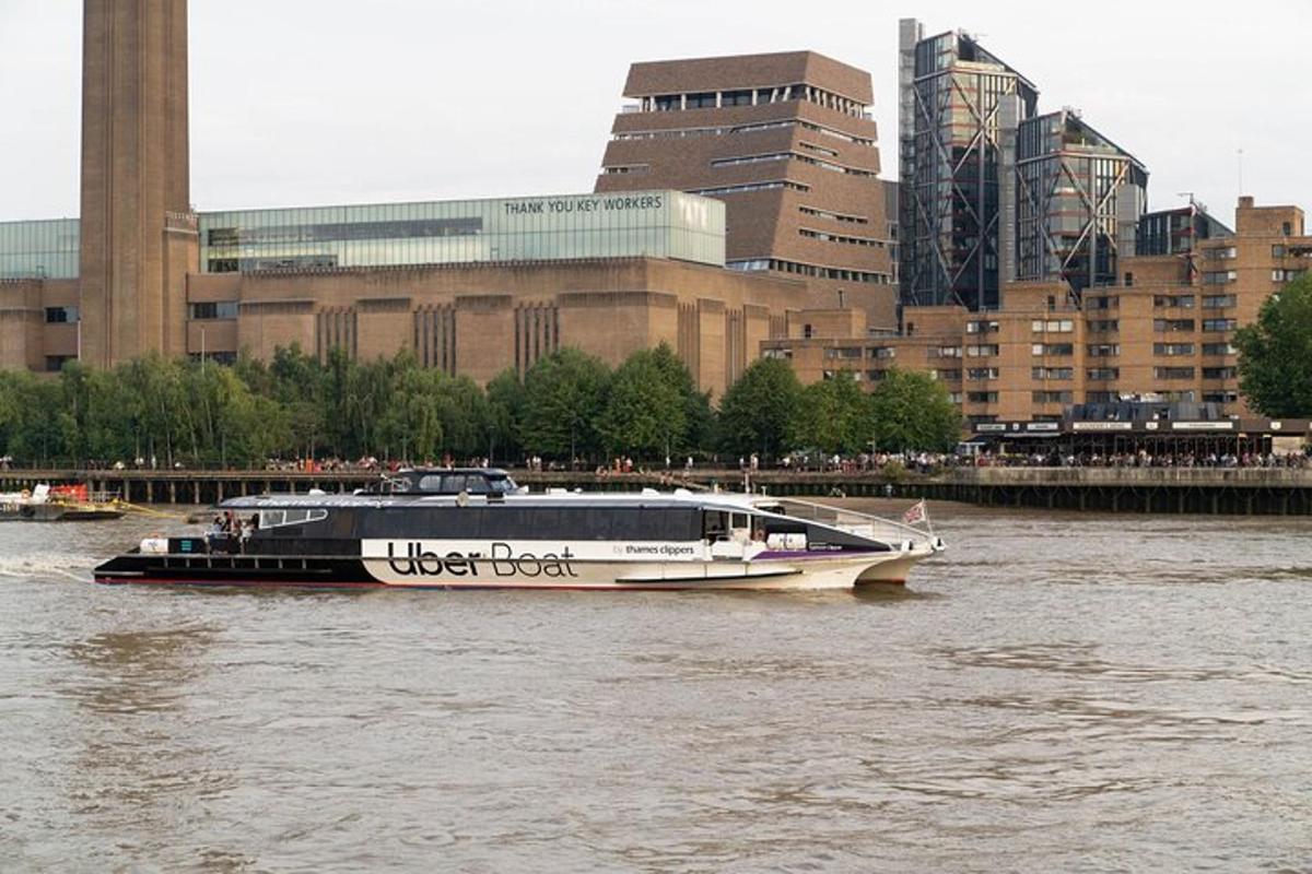 Emirates Airline Cable Car and Uber Boat by Thames Clippers