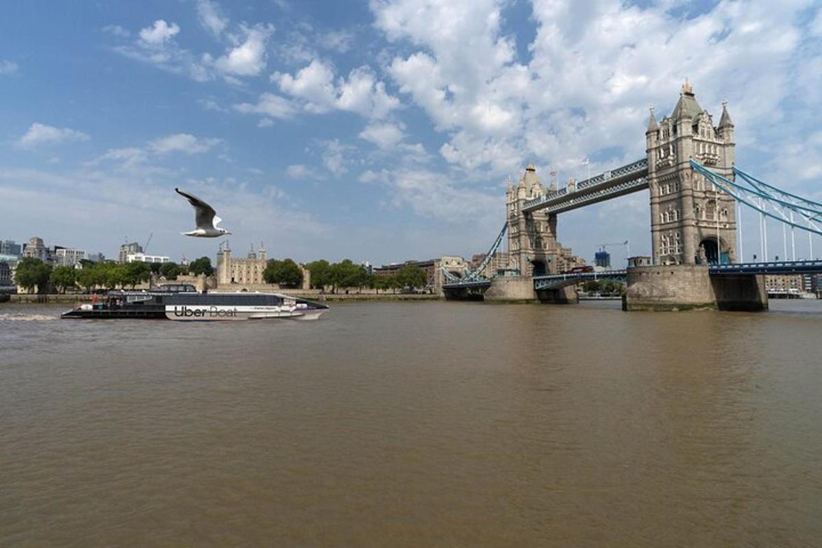 Emirates Airline Cable Car and Uber Boat by Thames Clippers