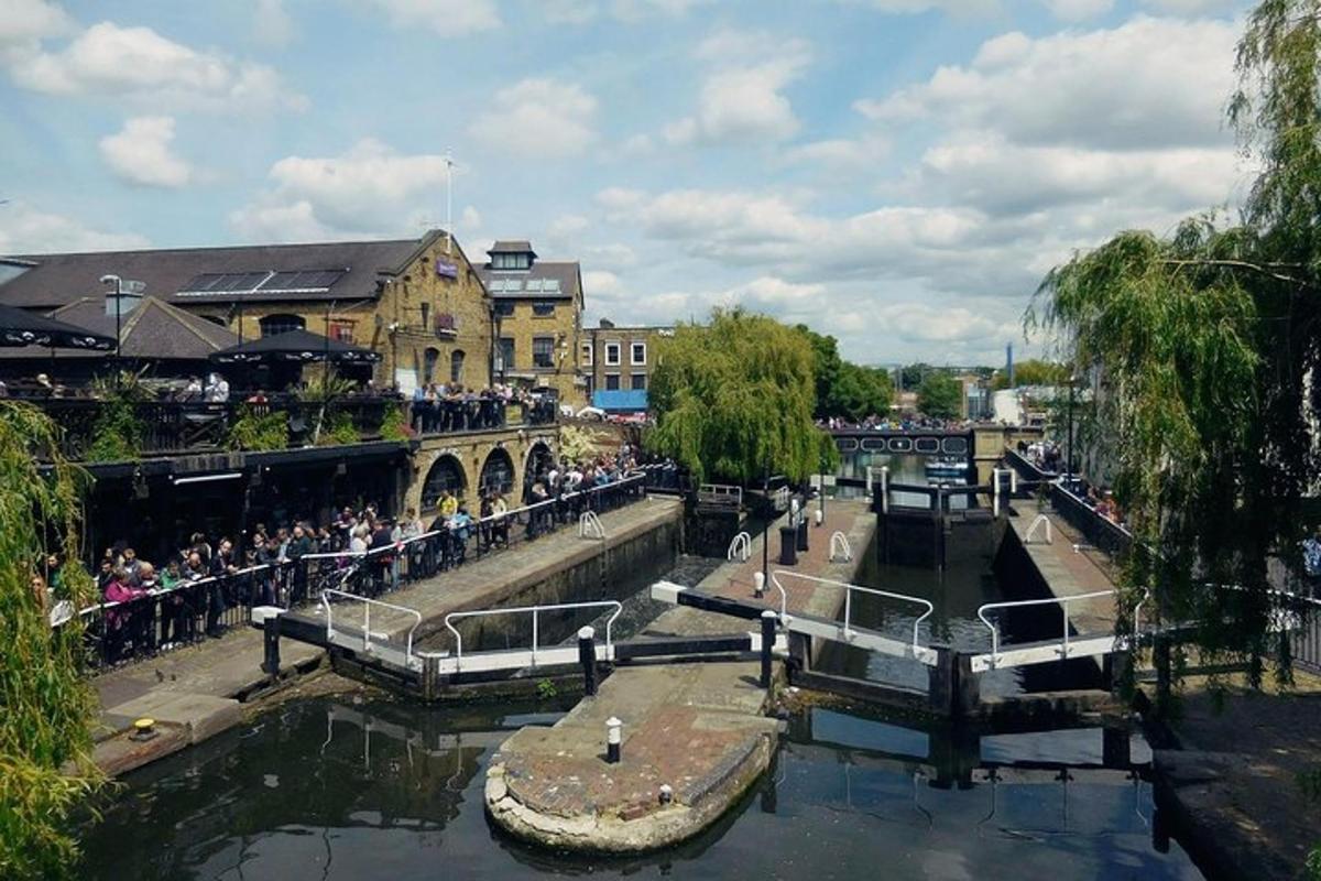 Shoreditch & East London Walking Tour with a Local, Custom & Private