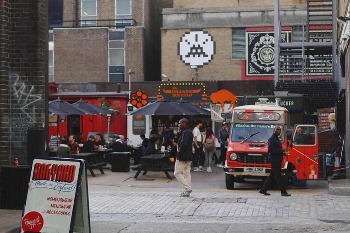 Shoreditch & East London Walking Tour with a Local, Custom & Private