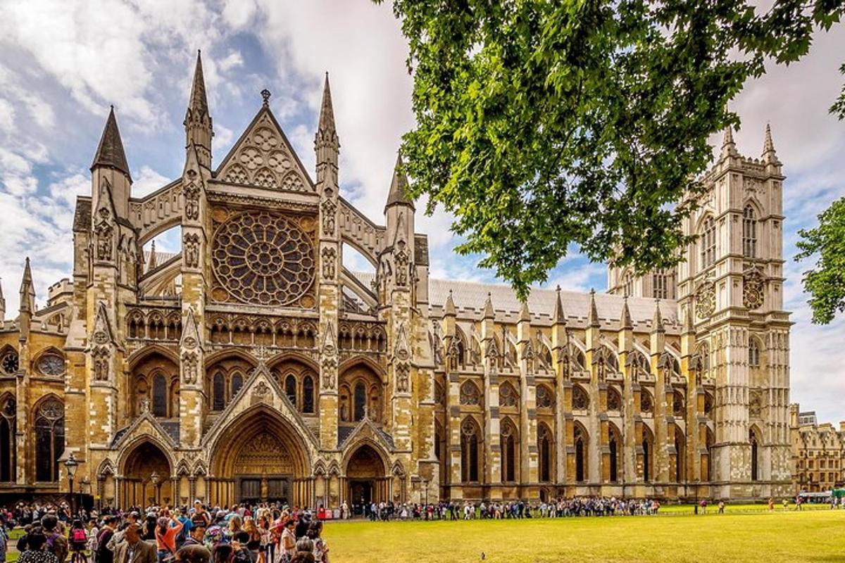 Westminster Abbey Tour and optional visit to Houses of Parliament in London