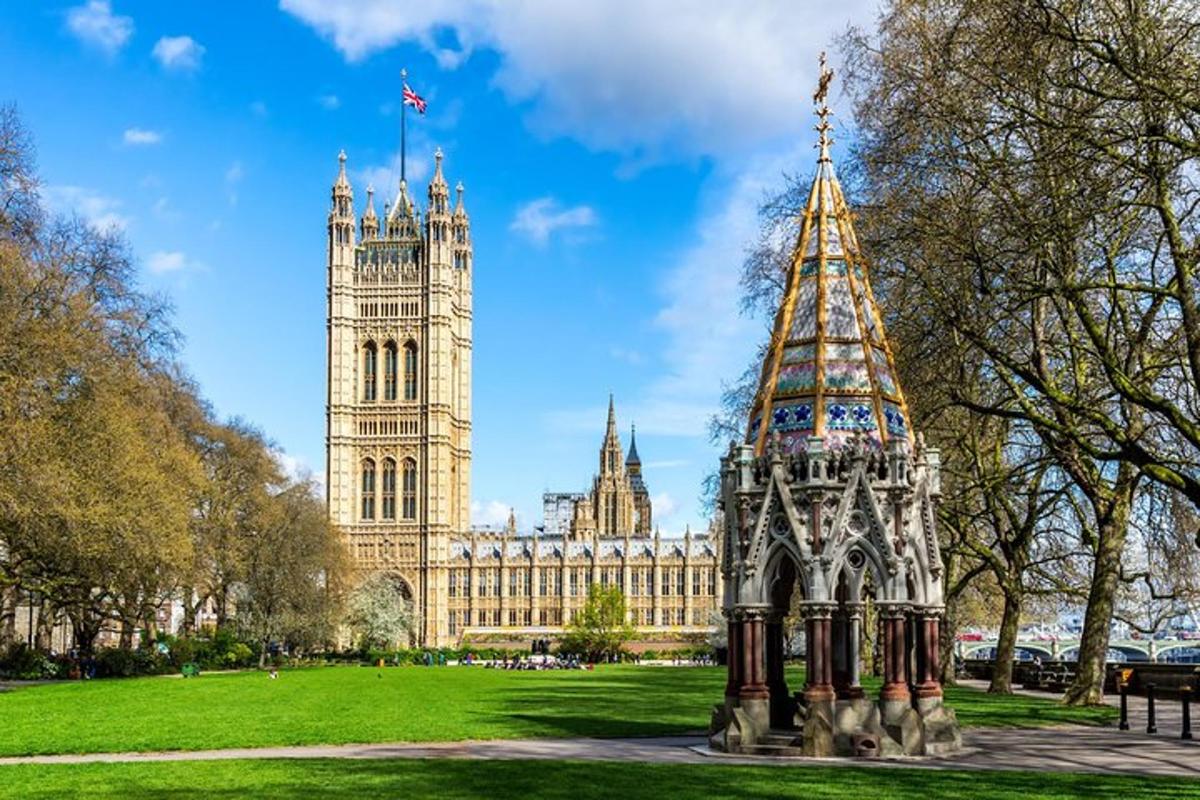 Westminster Abbey Tour and optional visit to Houses of Parliament in London