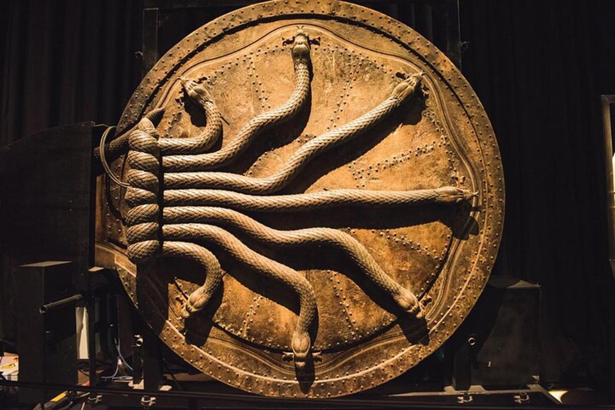 Harry Potter Tour of Warner Bros. Studio with Luxury Transport from London