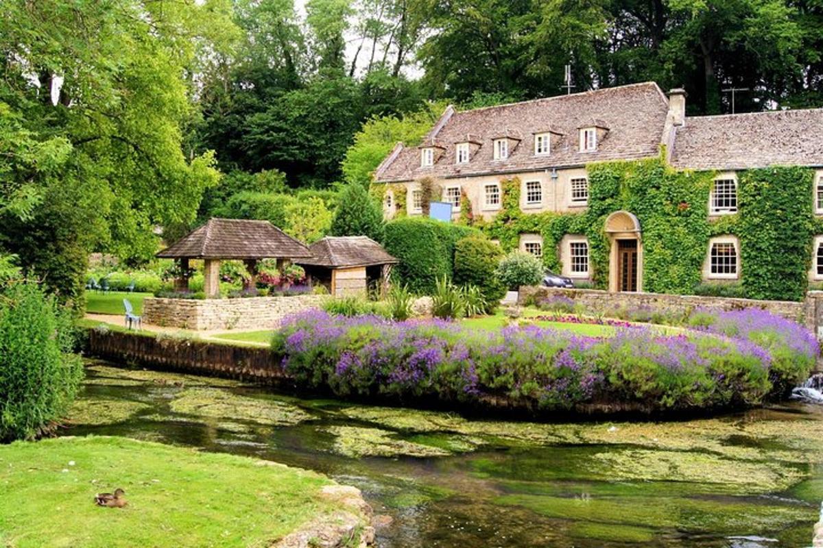 Guided Tour of the Cotswolds & Stratford-upon-Avon