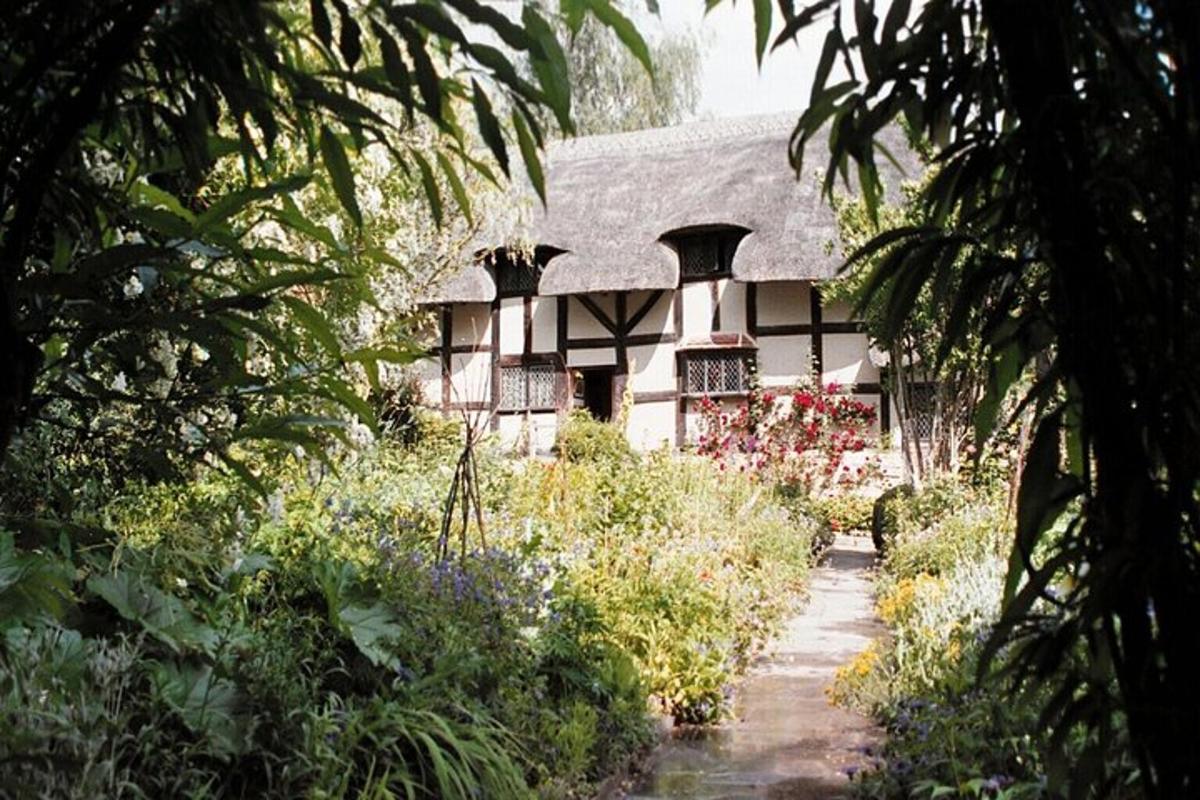 Guided Tour of the Cotswolds & Stratford-upon-Avon