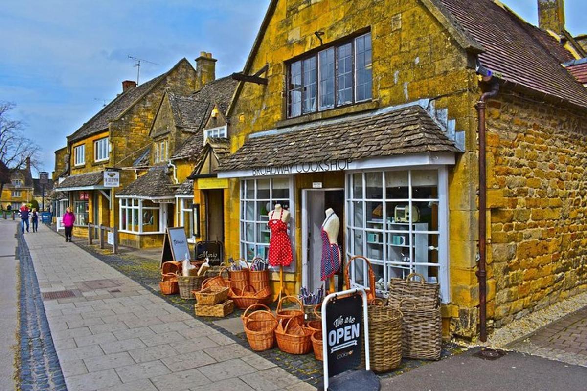 Guided Tour of the Cotswolds & Stratford-upon-Avon