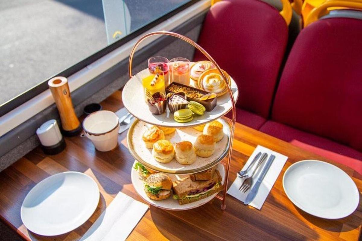 English Afternoon Tea Bus & Panoramic Tour of London- Lower Deck