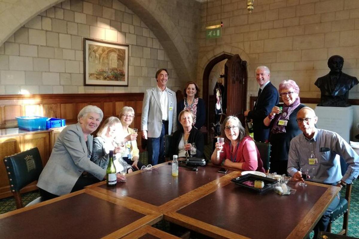 Westminster Abbey Tour and optional visit to Houses of Parliament in London