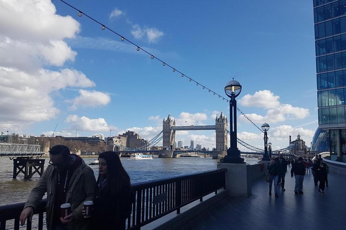 Private London Panoramic by Car with pick up from your Hotel