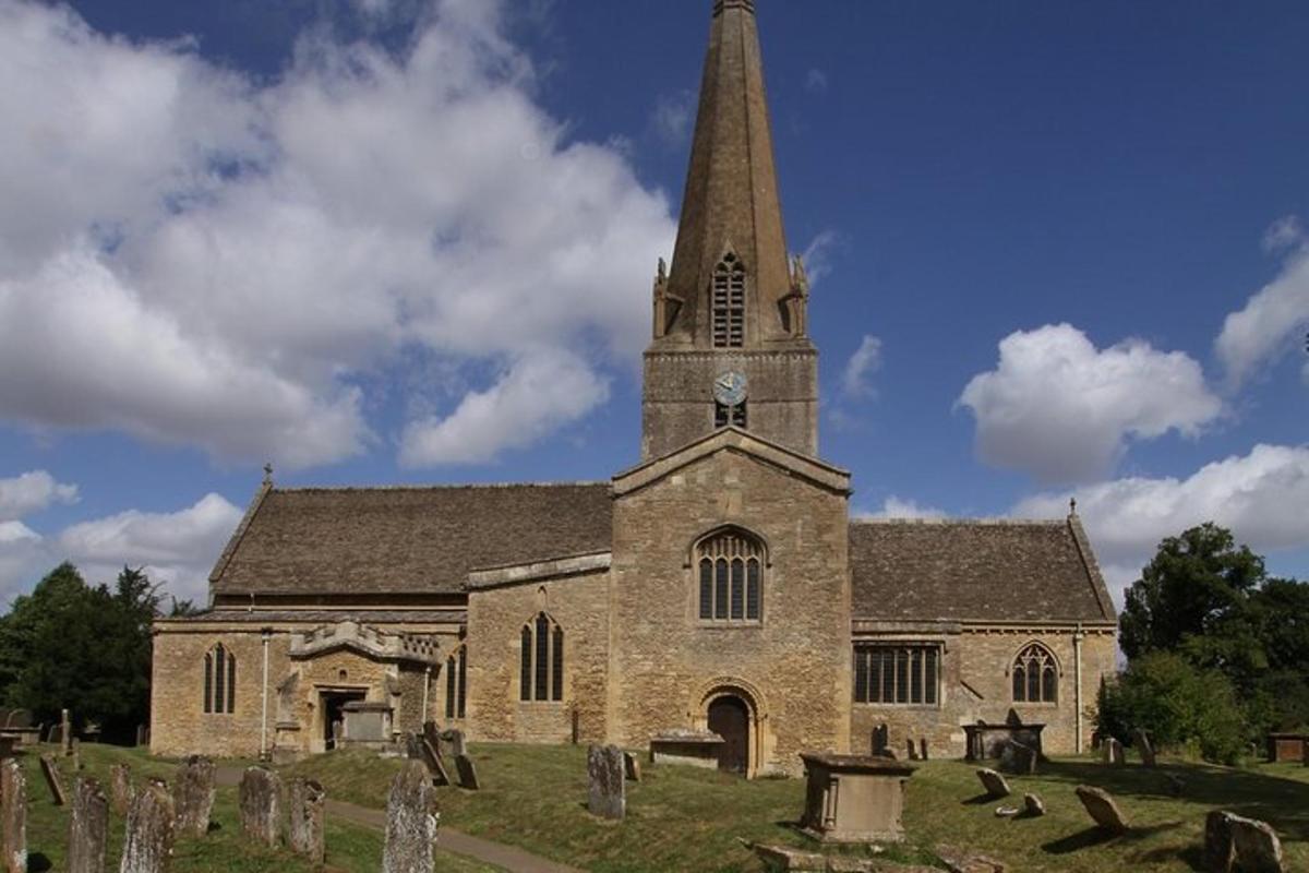 Private Downton Abbey Tour, including Bampton, Cogges Farm, and Highclere