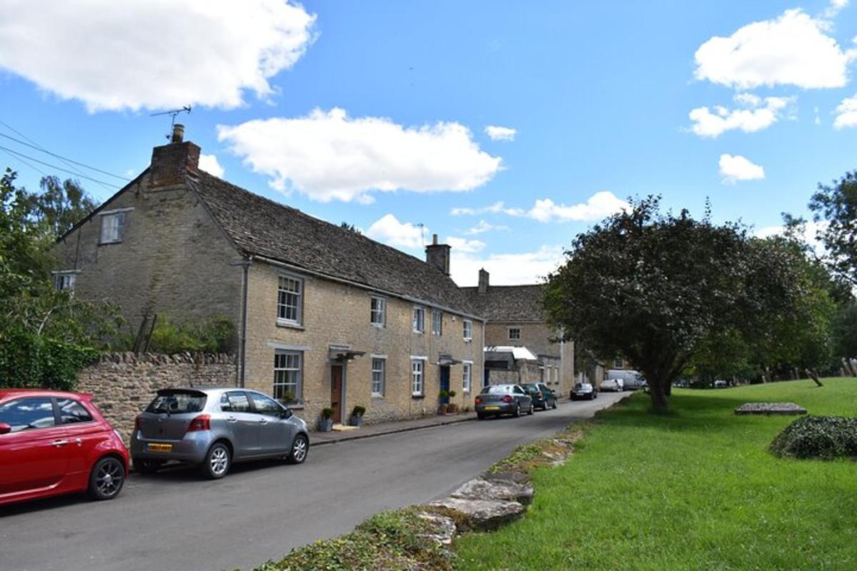 Private Downton Abbey Tour, including Bampton, Cogges Farm, and Highclere