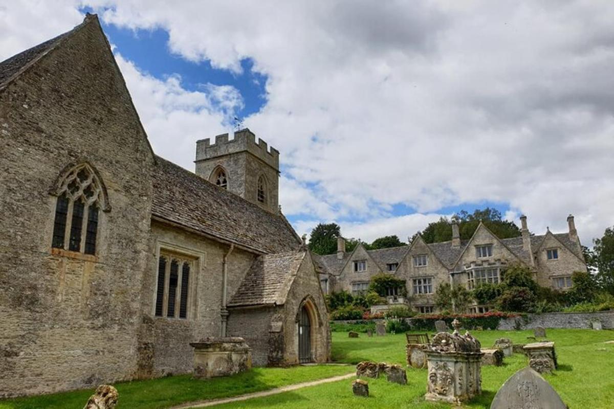 Private Downton Abbey Tour, including Bampton, Cogges Farm, and Highclere
