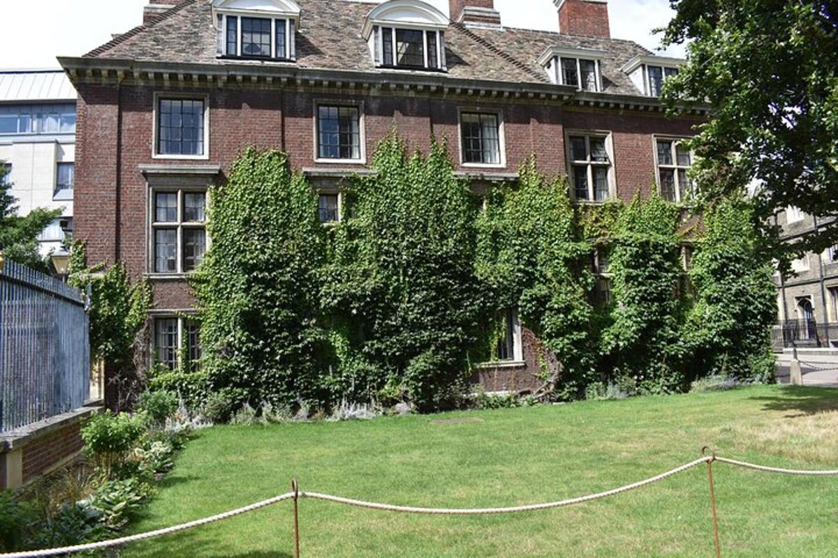 Private Day In Cambridge Tour From London by Train