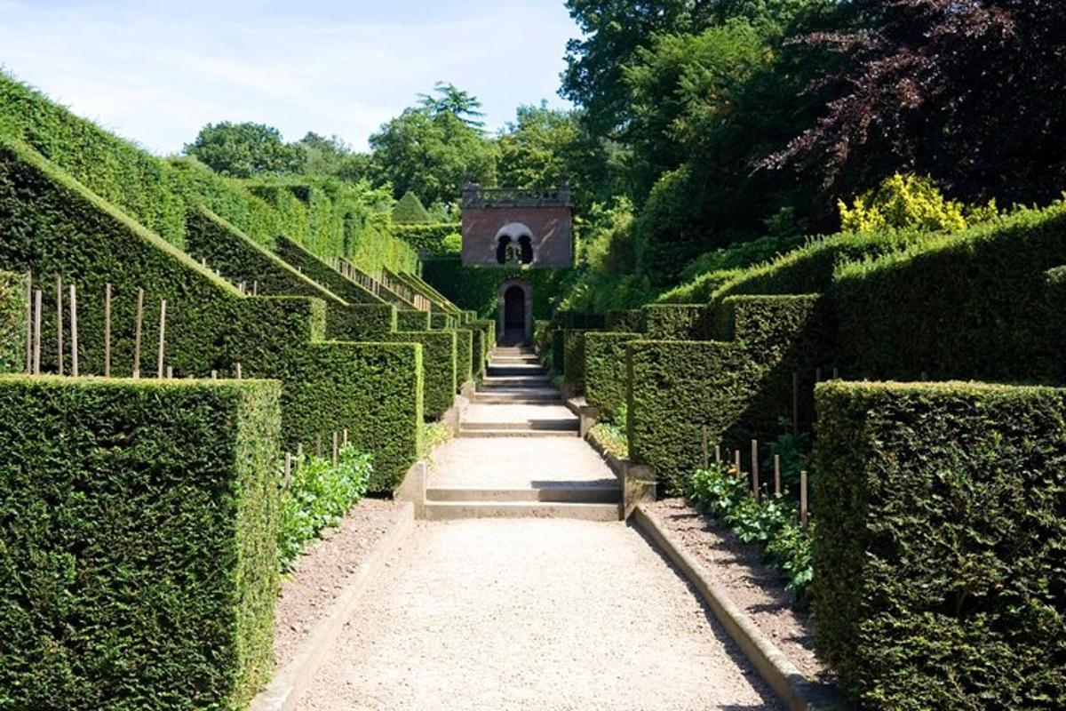 Windsor Castle & Hampton Court Independent Half Day Private Tour