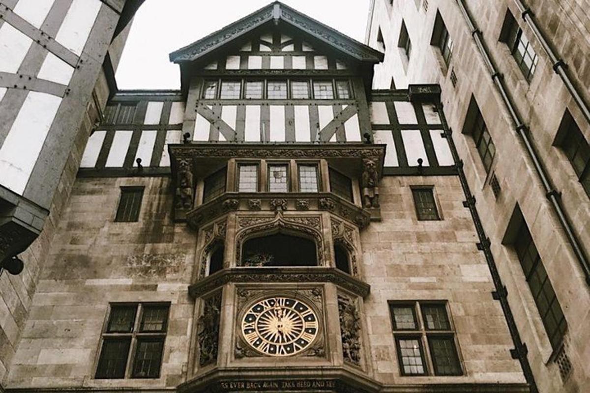 London Soho District - Exclusive Guided Walking Tour