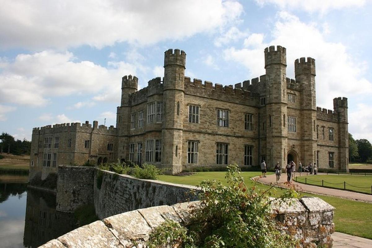 KENT, Garden of England in Executive Luxury Vehicle Private Tour
