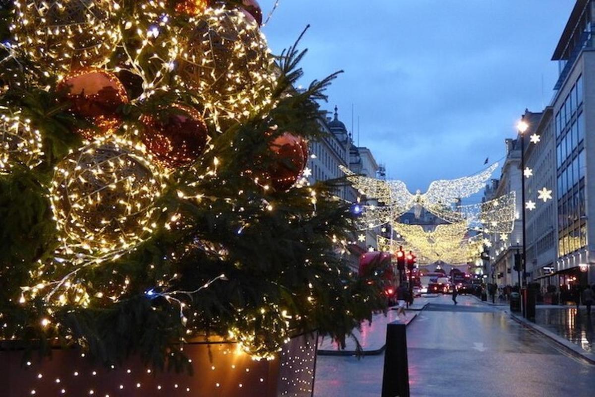 Christmas Lights Walking Tour in London