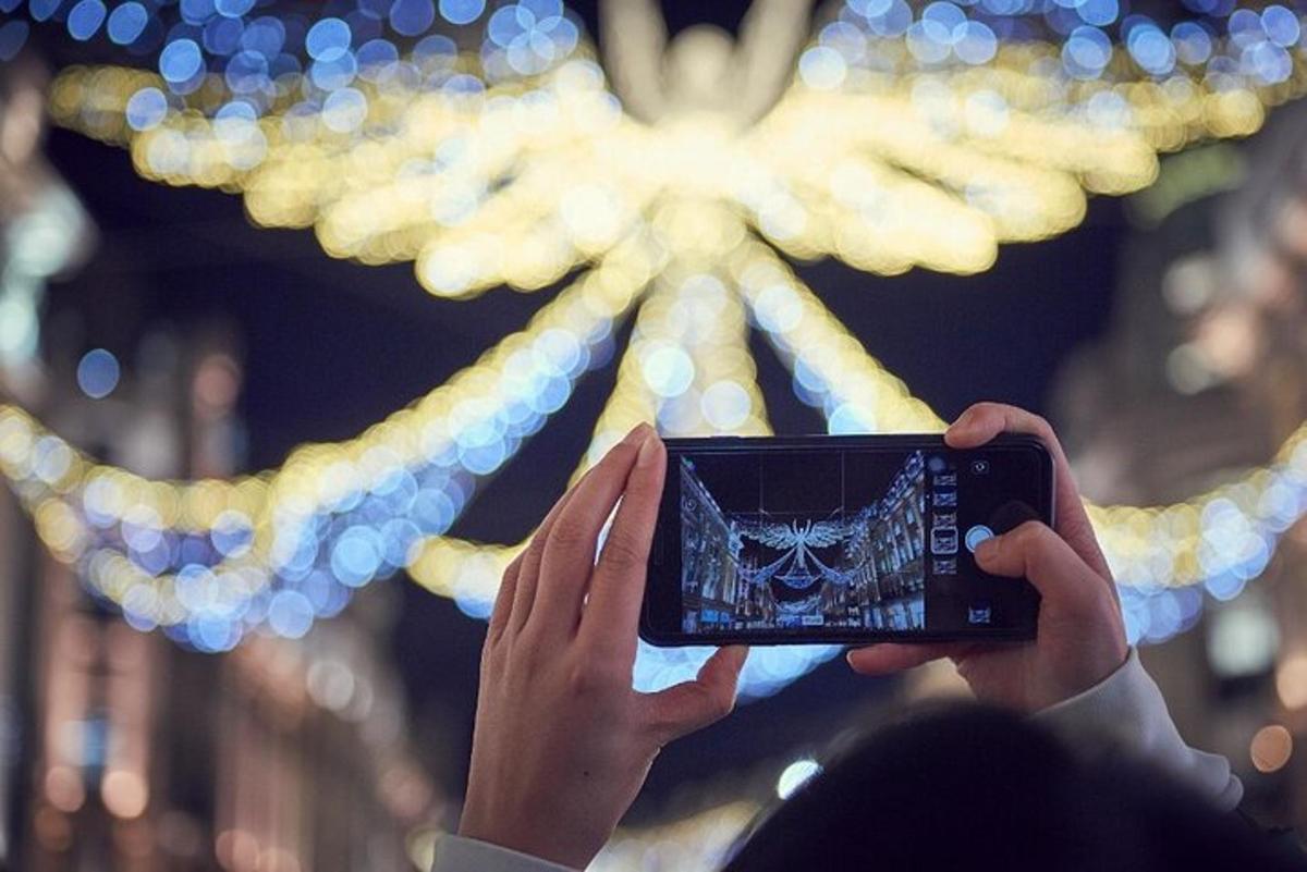 Christmas Lights Walking Tour in London