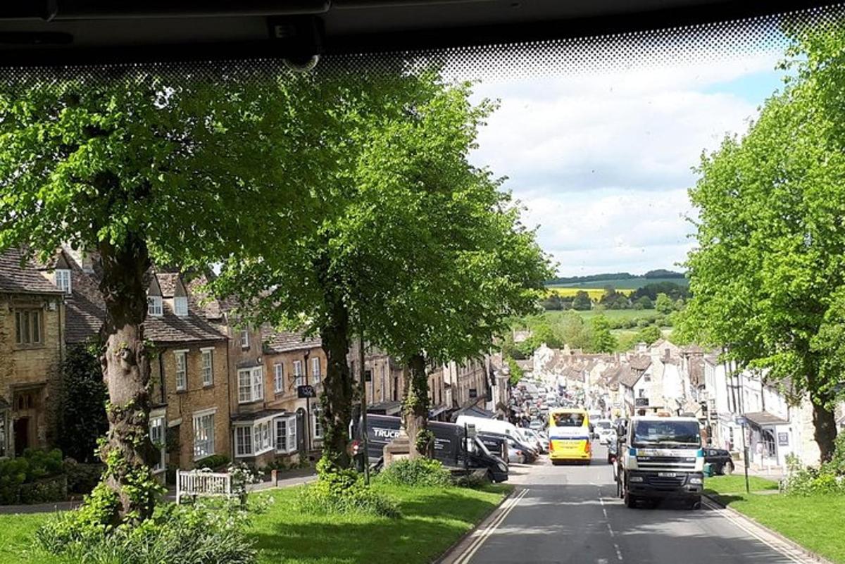 Two-course Cotswolds Lunch and Guided Tour