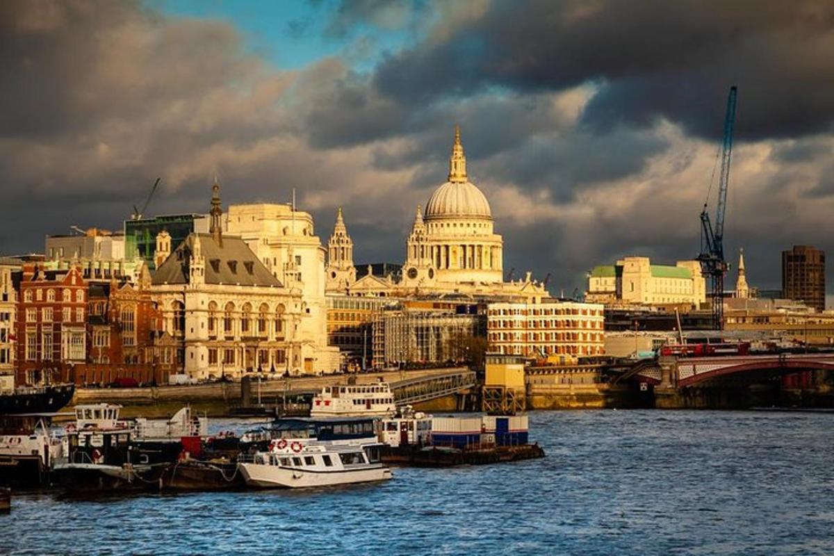 Private Photography Tour - Southwark Cathedral to St Paul's