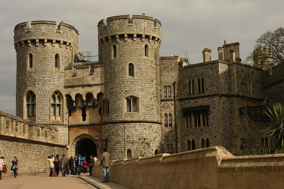 Windsor, Oxford & Shakespeare Private Tour including Tickets