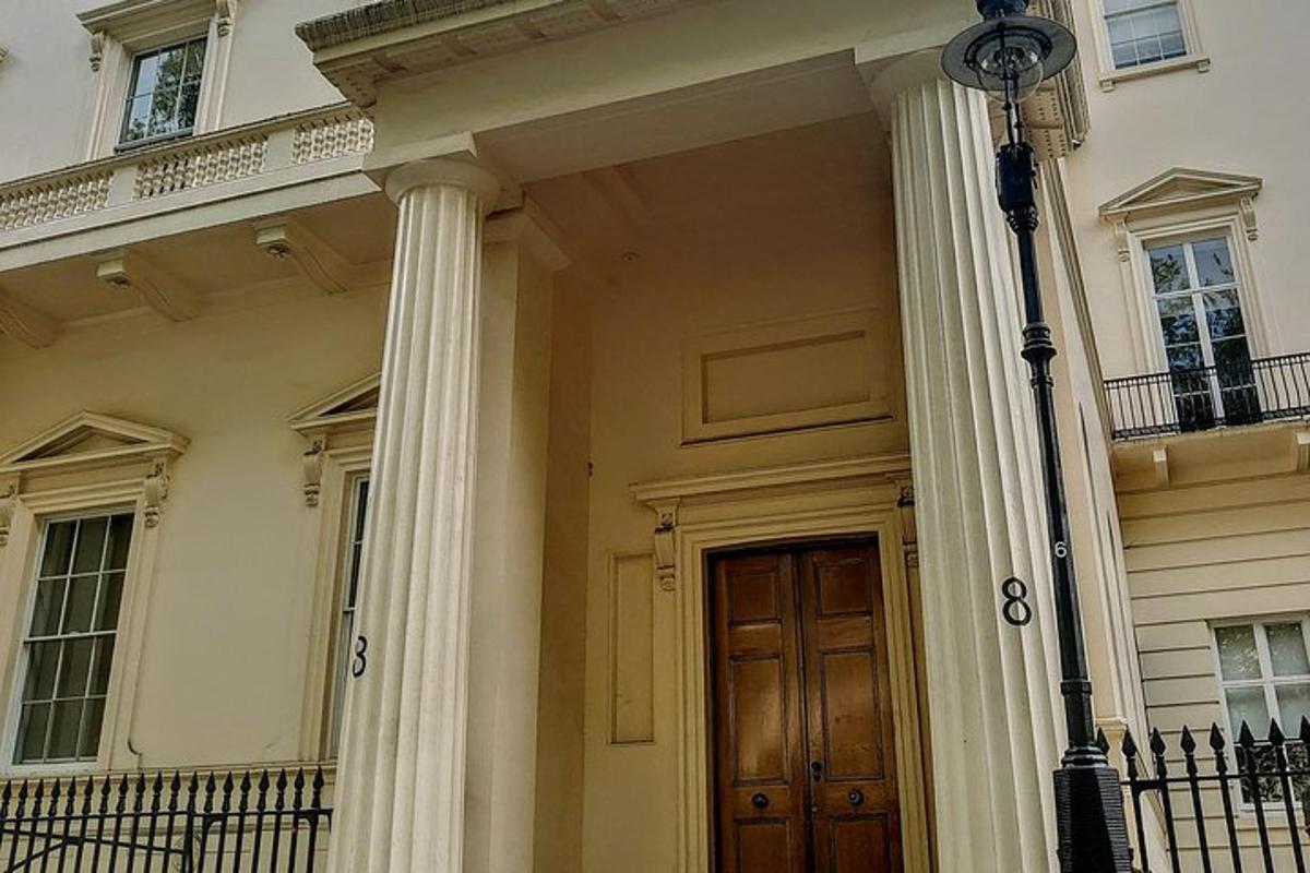 Winston Churchill's London At War. A Private Walk Through Britain's Darkest Hour