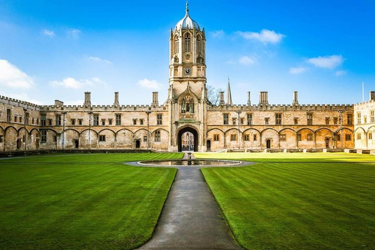 Oxford and Cambridge Universities Day Tour