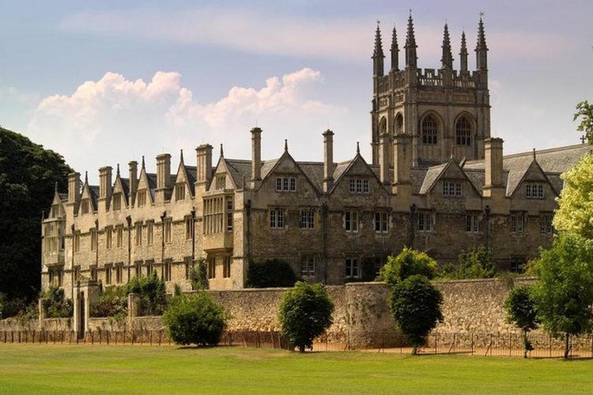 Oxford and Cambridge Universities Day Tour