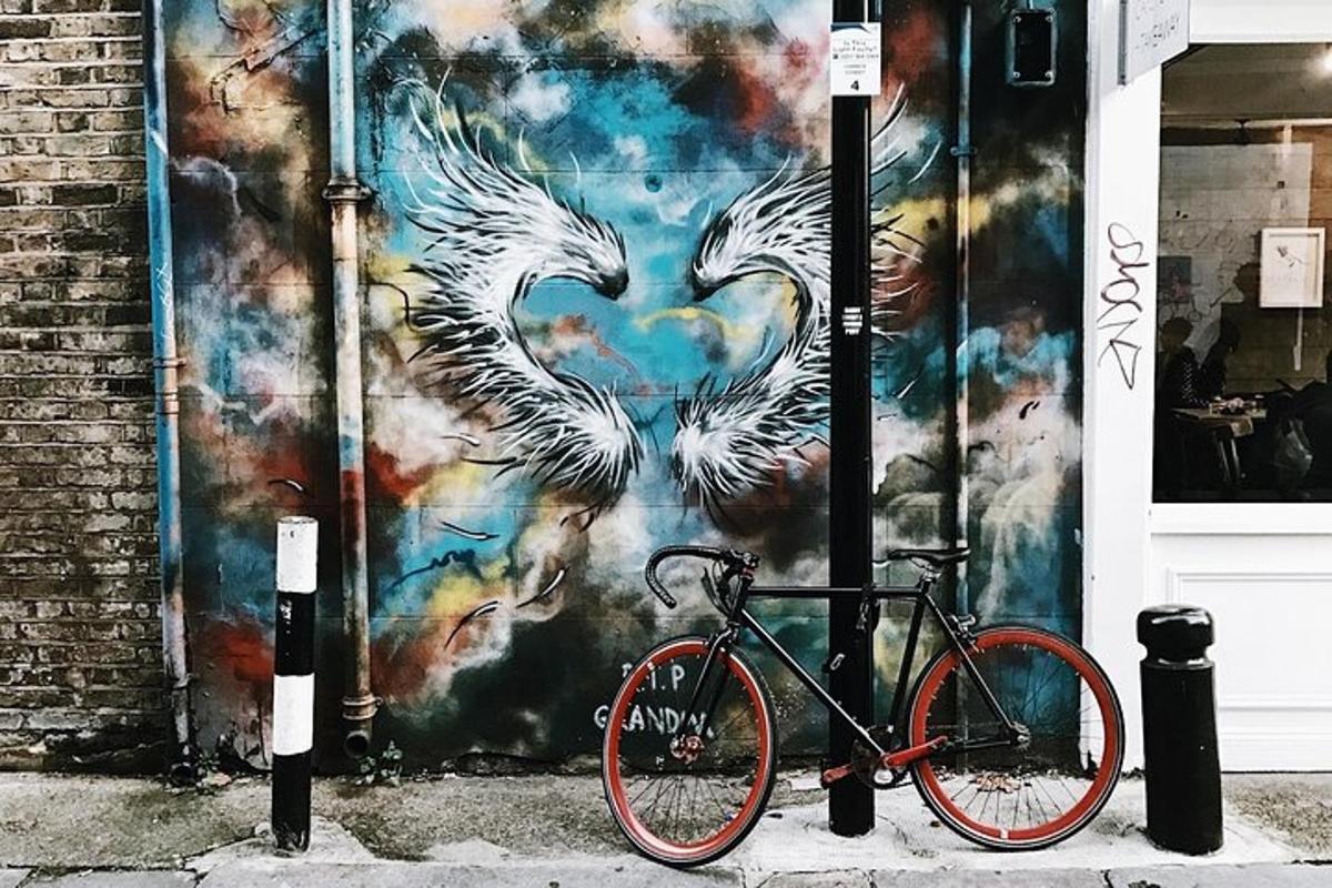 London East End & Street Art - Exclusive Guided Walking Tour