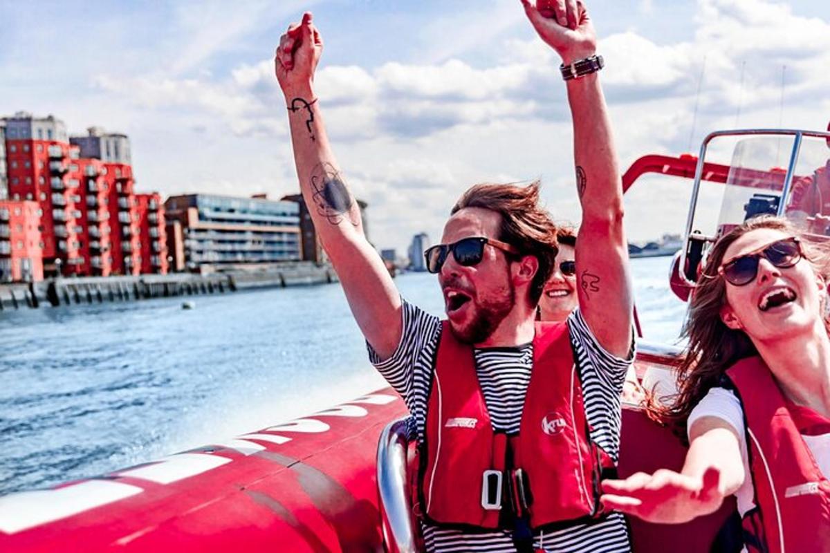 High-speed Thames River Speedboat Cruise in London