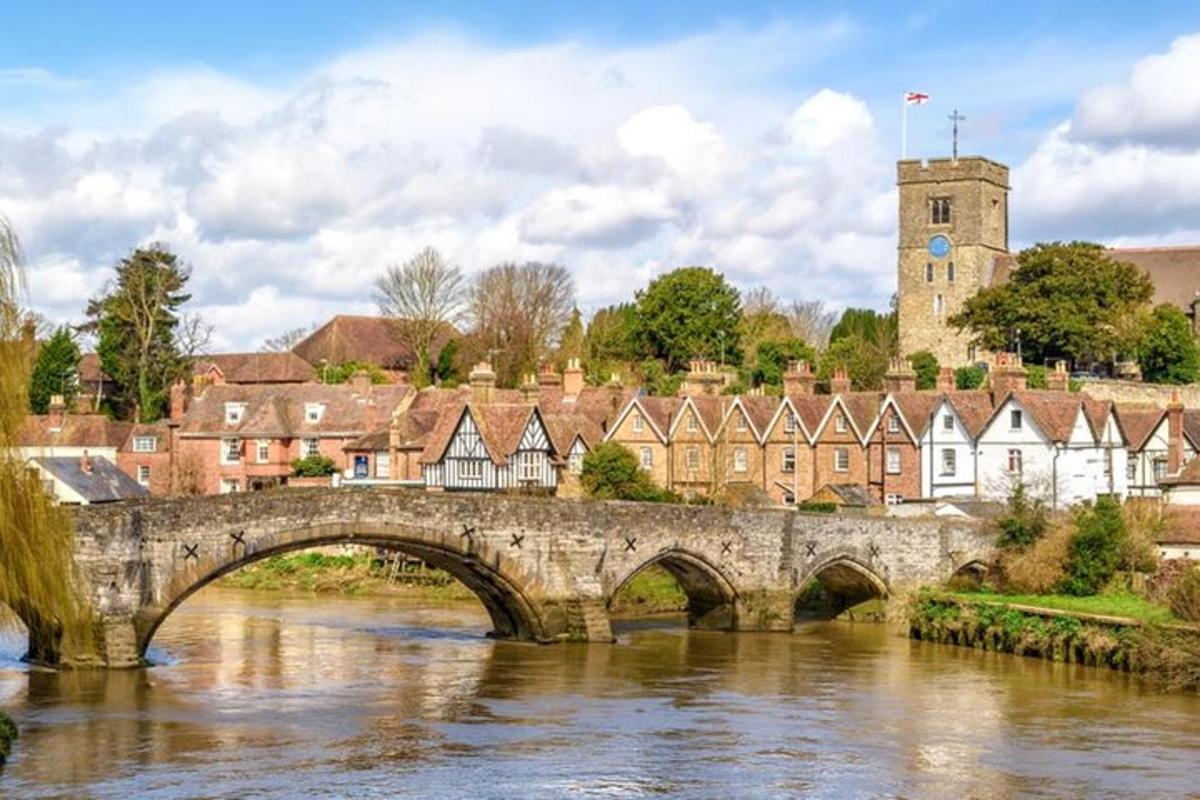 Canterbury, Dover & Chilham Day Tour